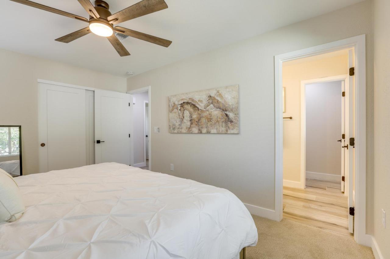 Sun City Retreat With Patio Near Golfing And Hiking! Exterior foto